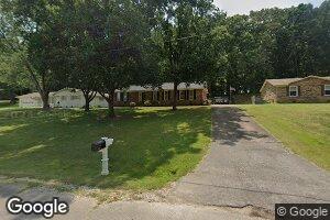 1921 White Oak Dr, Paris, TN 38242