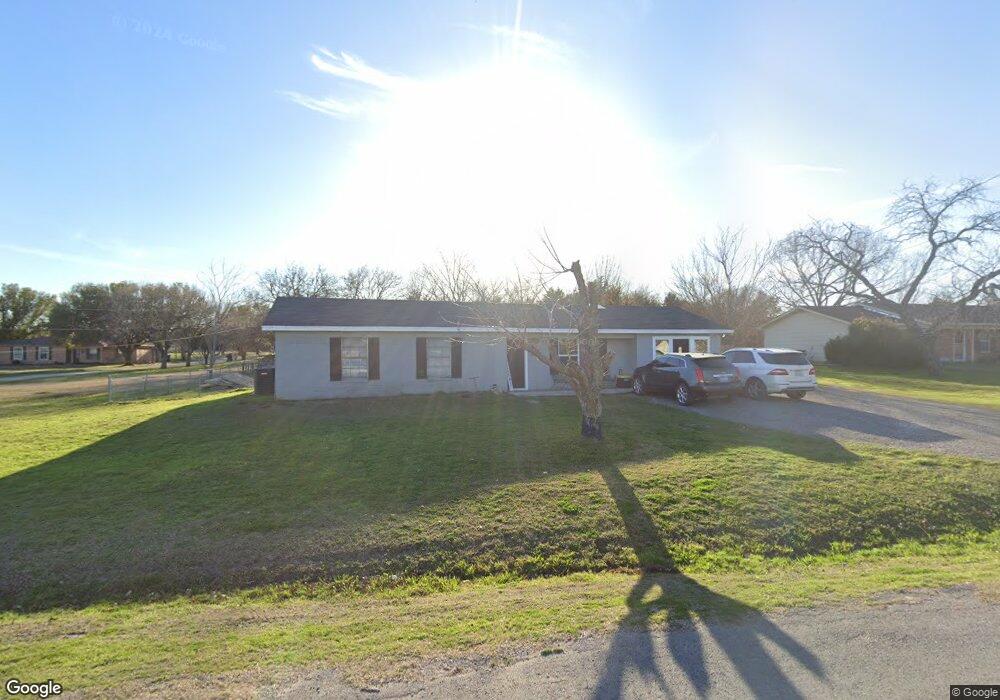 1129 Hidden Hills Dr, Corsicana, TX 75110 - photo 1