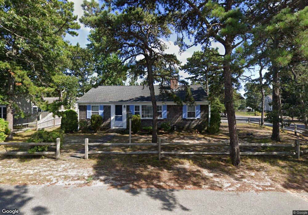 14 Clover Ln, West Dennis, MA 02670 - photo 1