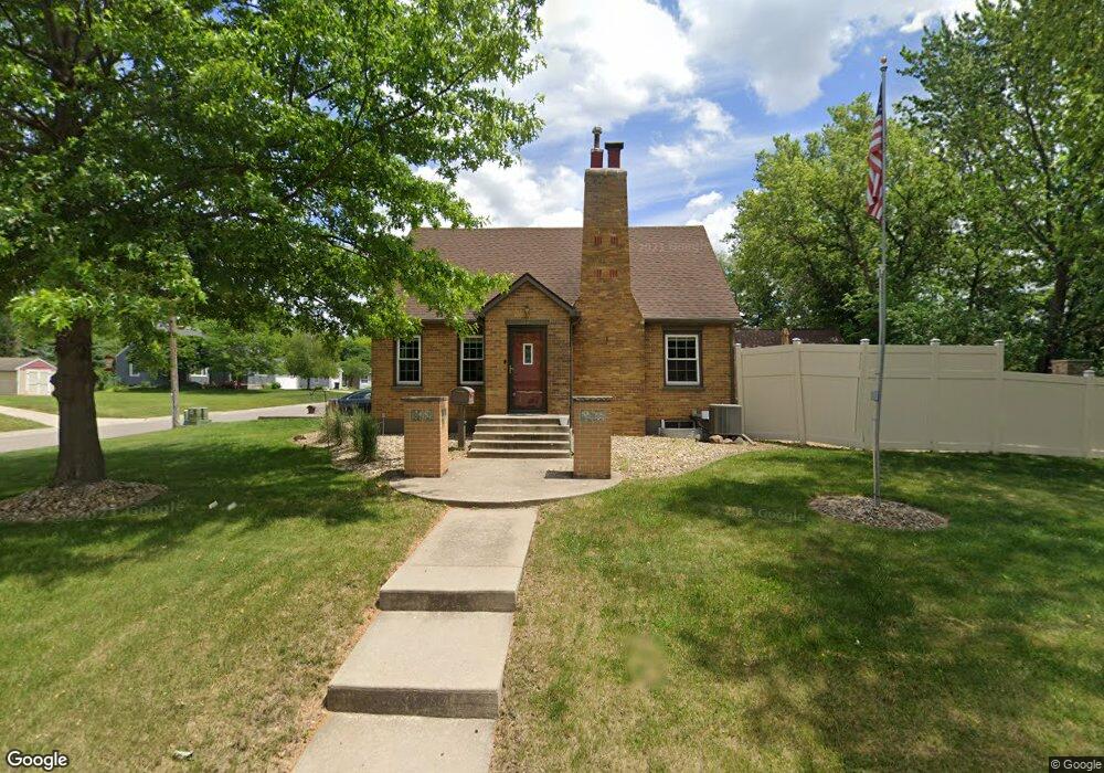 2004 Virgil St, Cedar Falls, IA 50613 - photo 1