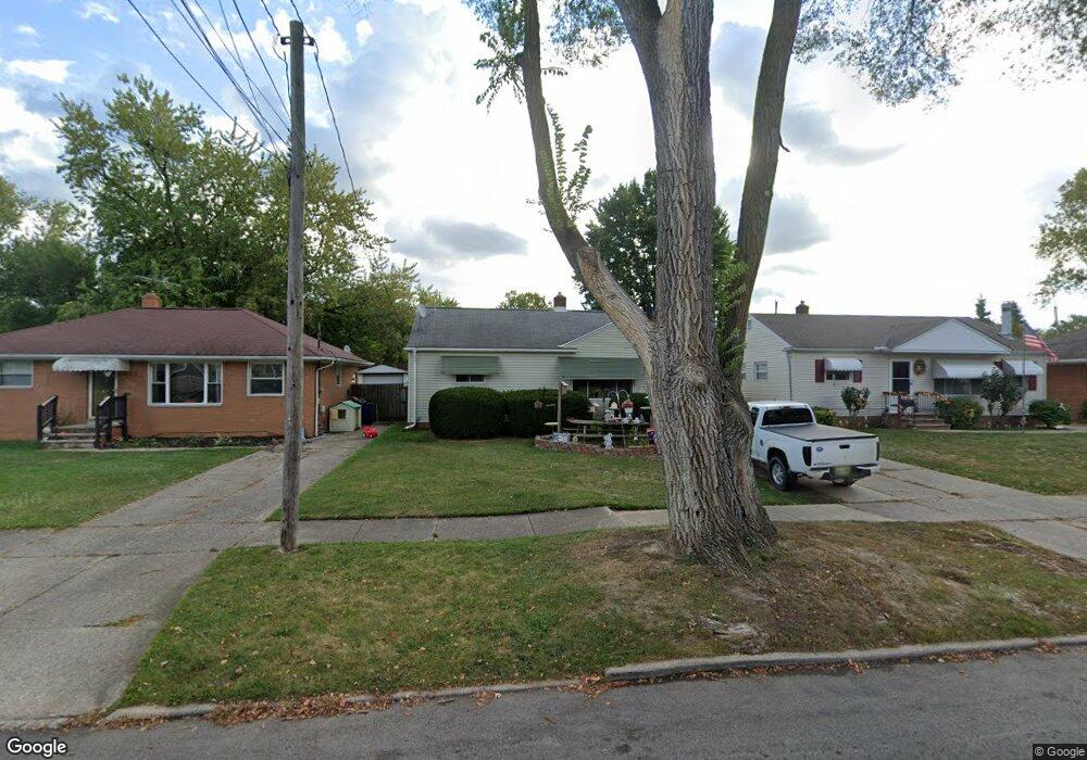 263 Gayle Dr, Sheffield Lake, OH 44054 - photo 1