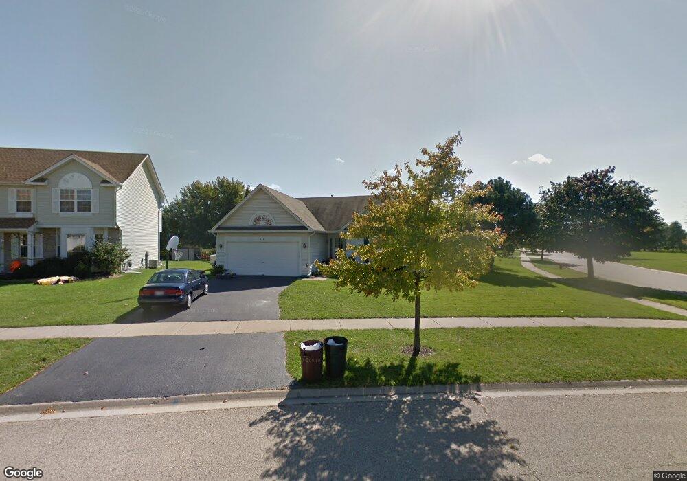 638 Briarwood Ln, Oswego, IL 60543 - photo 1