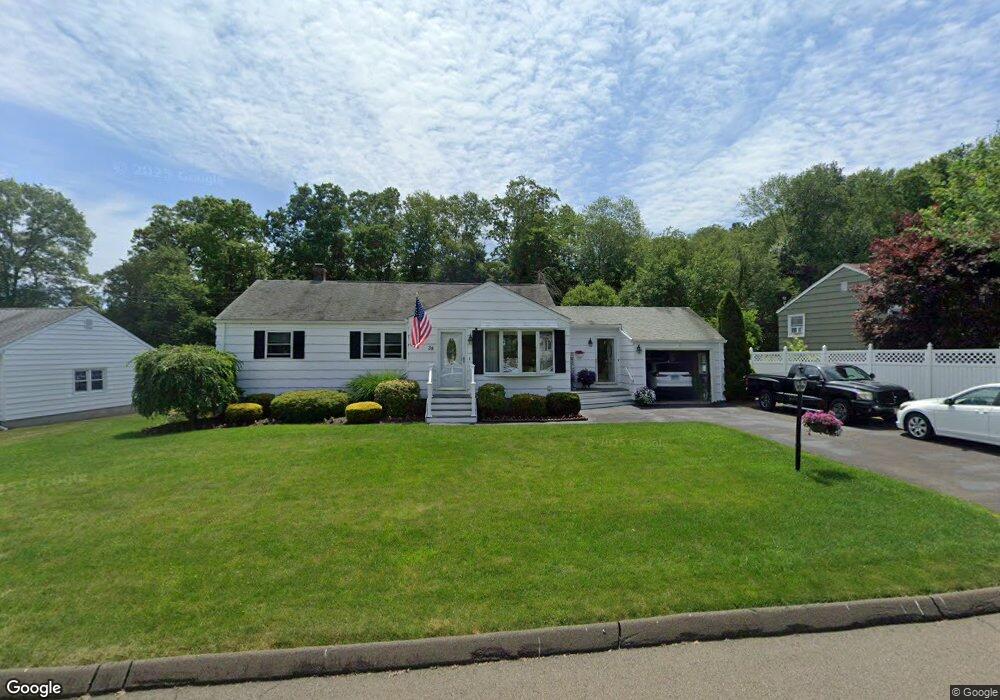 38 Pine View Dr, East Haven, CT 06512 - photo 1