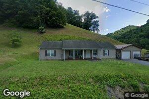 1054 Spicewood Branch Rd, Vansant, VA 24656