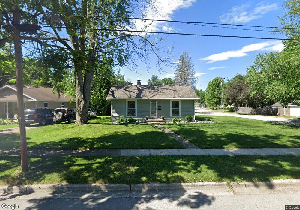 1408 Olmstead St, Owosso, MI 48867 - photo 1