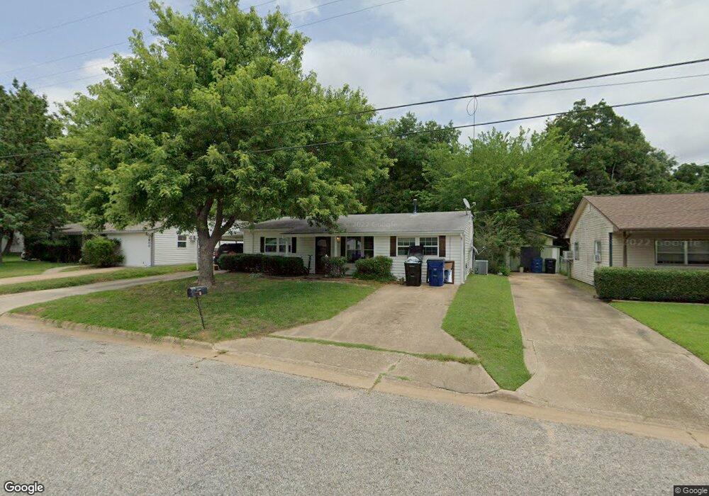 1906 S Maurice Ave, Denison, TX 75020 - photo 1