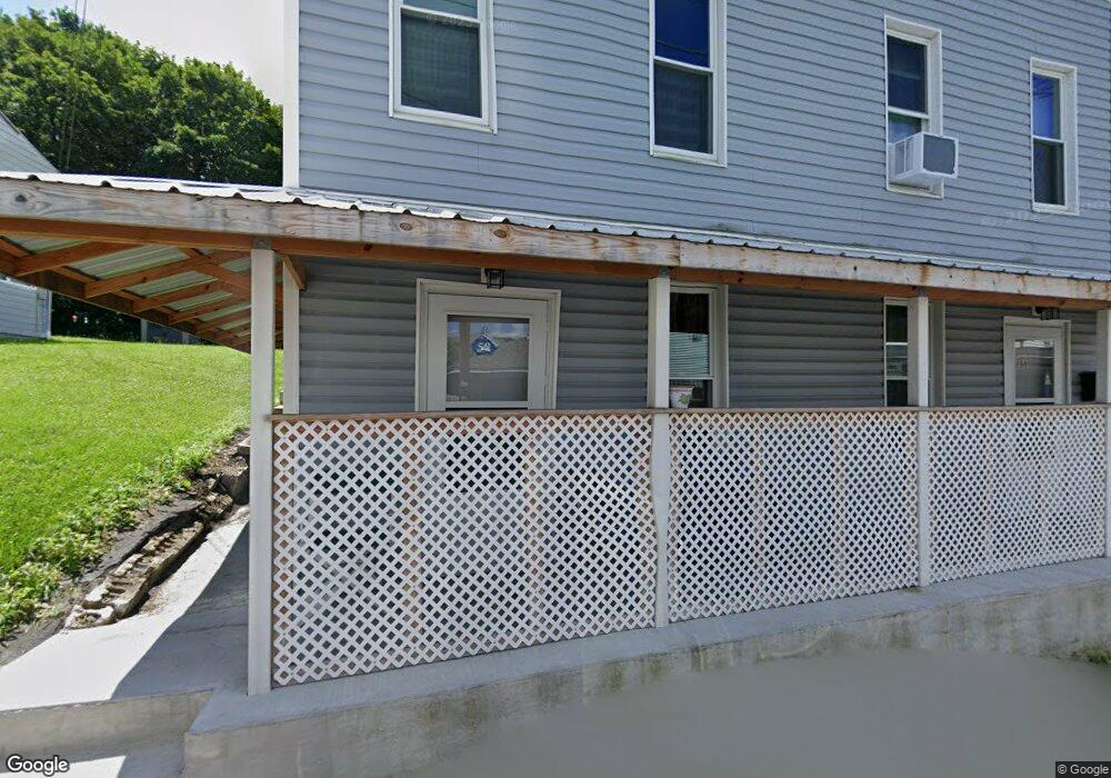 52 E Water St, Lansford, PA 18232 - photo 1