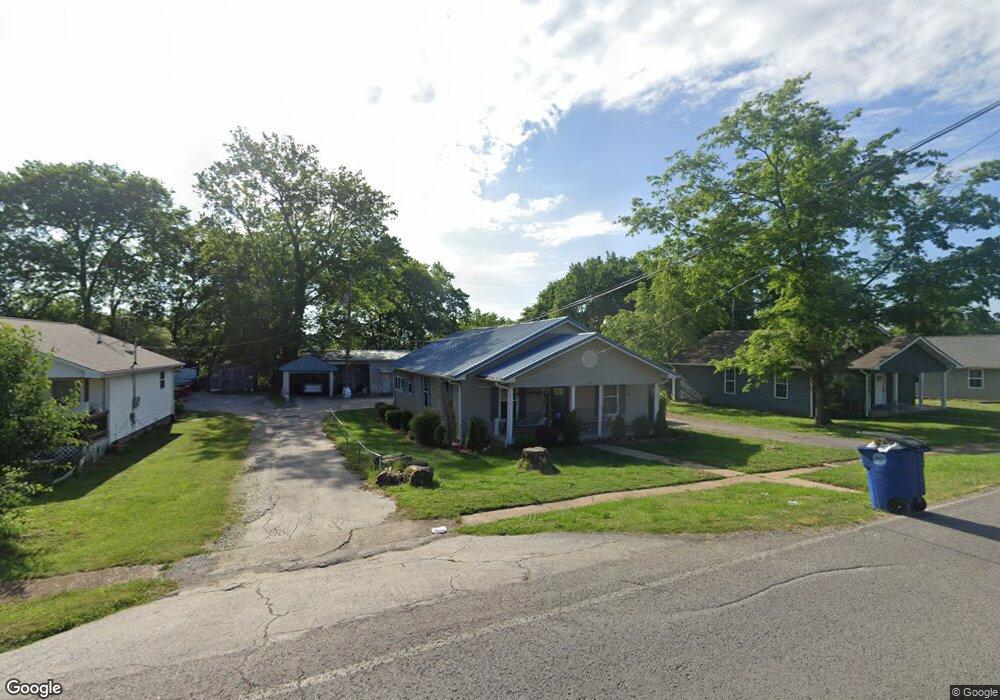 207 Shelbyville Mills Rd, Shelbyville, TN 37160 - photo 1