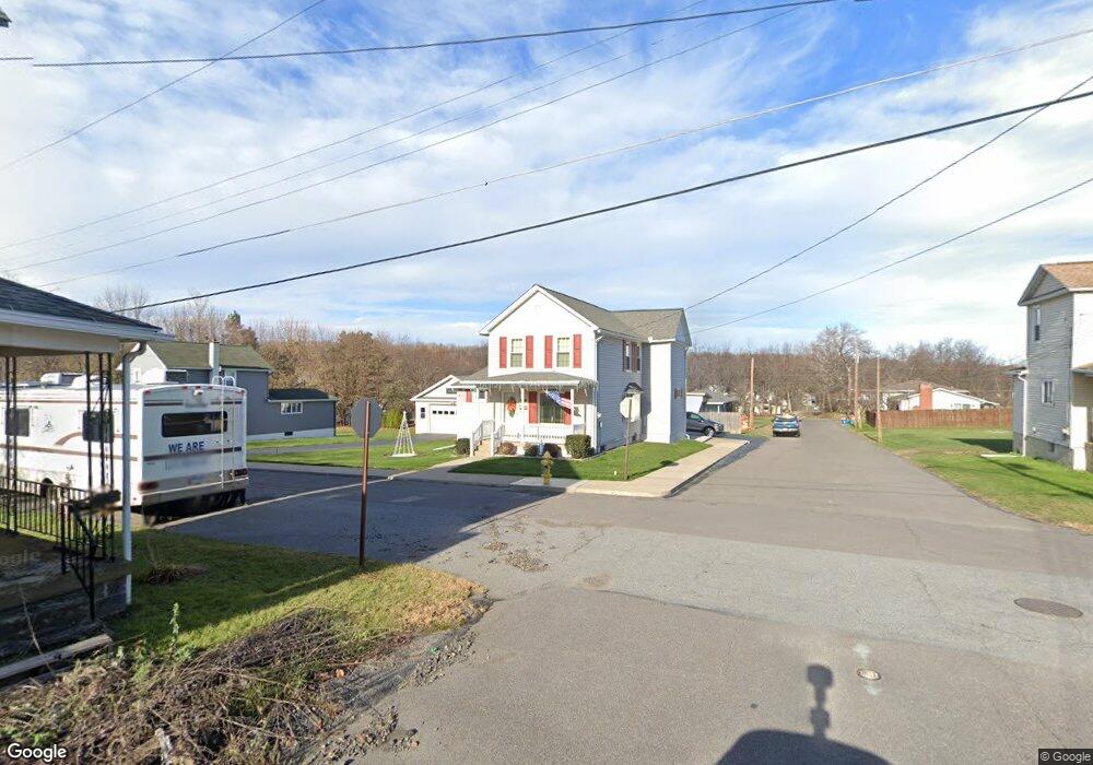 400 Mclean St, Dupont, PA 18641 - photo 1