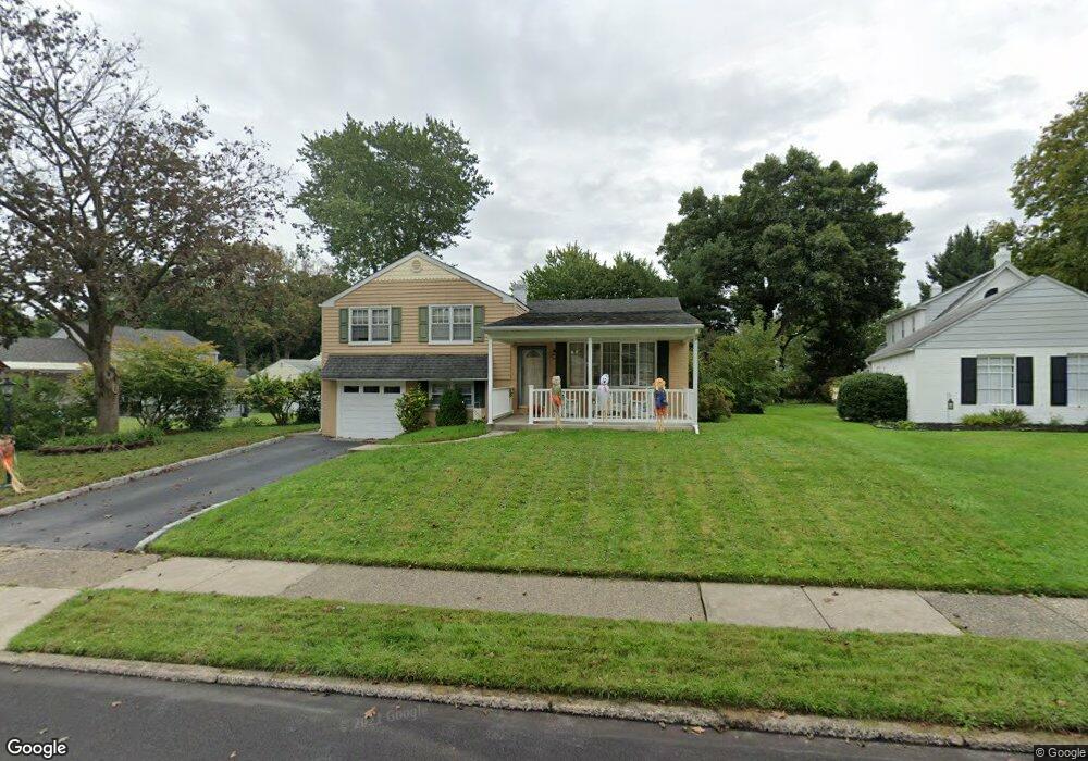 906 Catherine Ave, Woodlyn, PA 19094 - photo 1