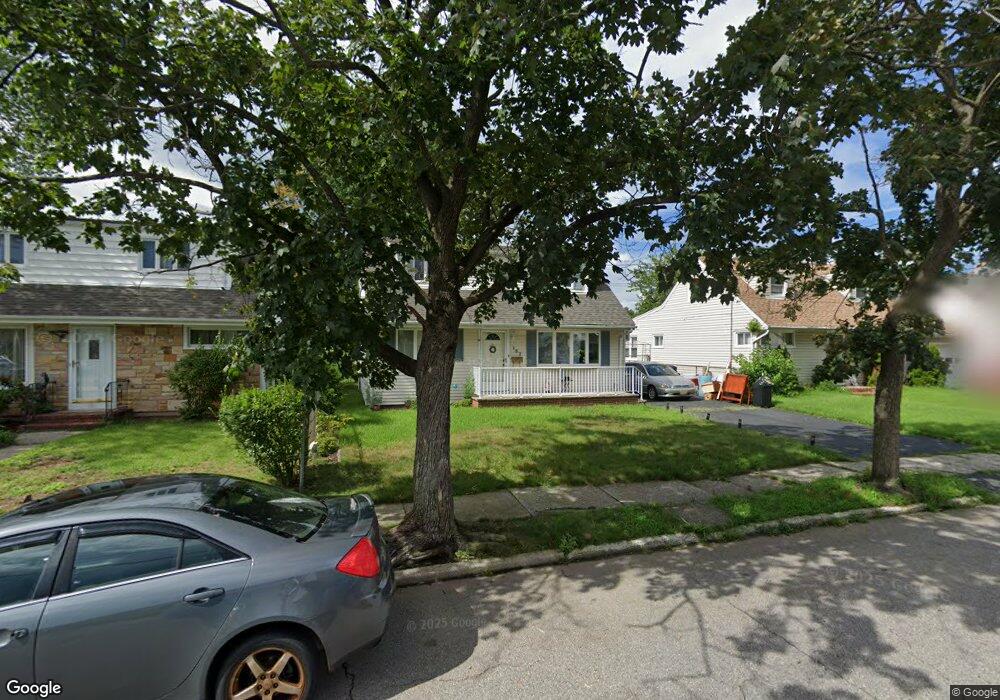 157 Cambridge Ave, Saddle Brook, NJ 07663 - photo 1