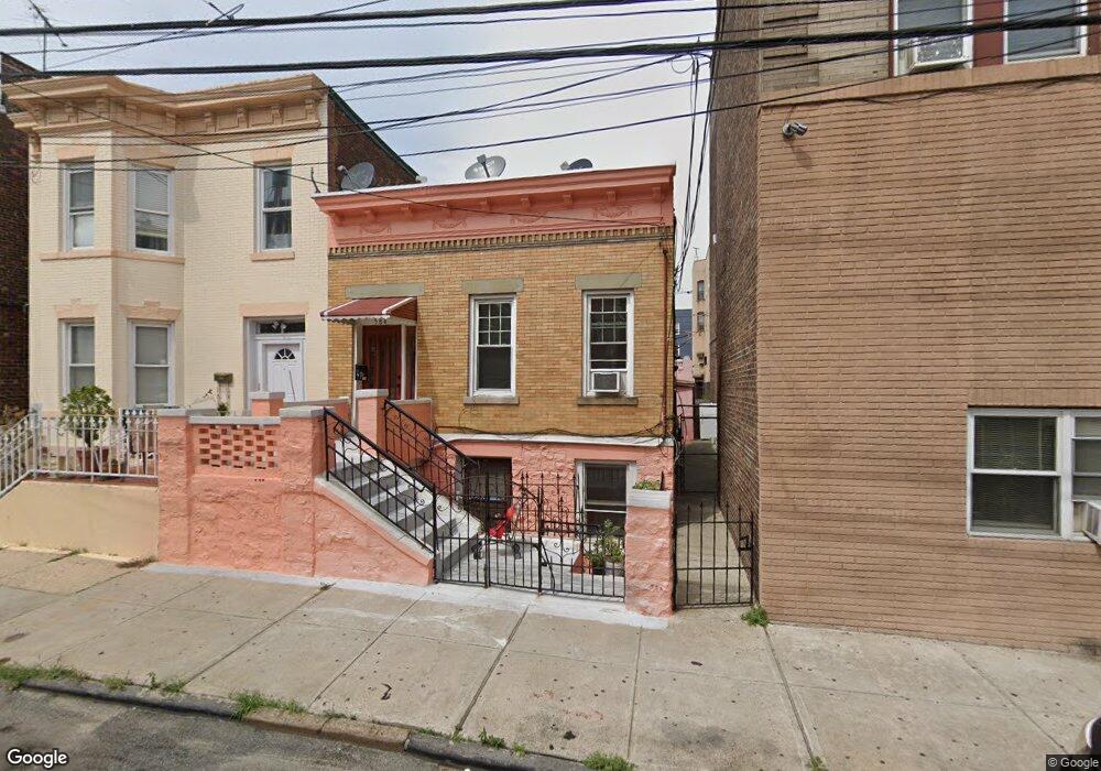 Sold $630,000 • Co-Listing Agent