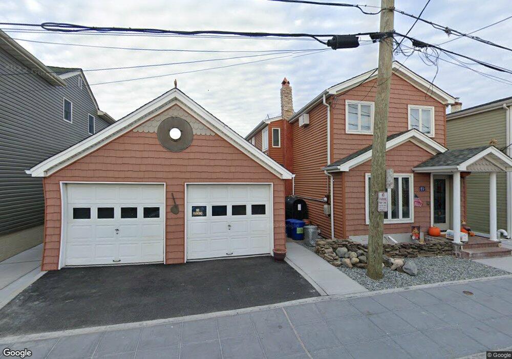 23 W 13th Rd, Broad Channel, NY 11693 - photo 1
