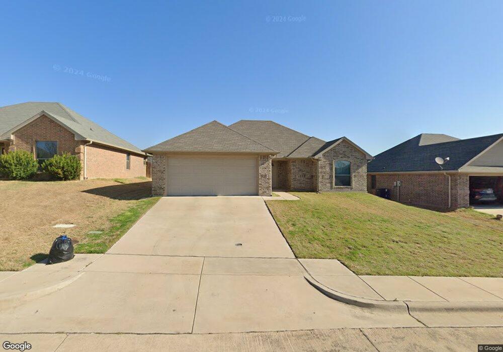 1245 Newcastle Dr, Weatherford, TX 76086 - photo 1