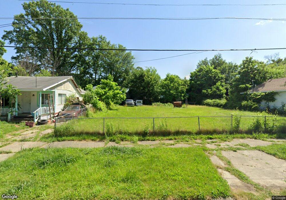 631 Freeman Ave, Flint, MI 48507 - photo 1