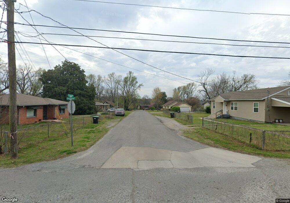 201 N East Ave, Tahlequah, OK 74464 - photo 1