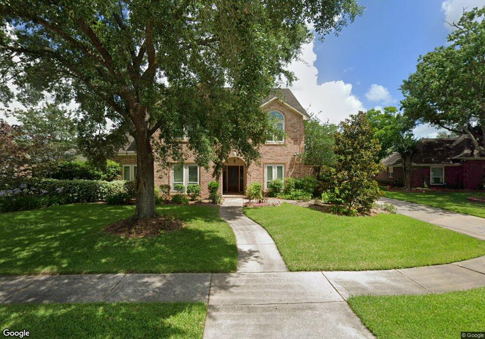 407 Silverstone Dr, Friendswood, TX 77546 - photo 1