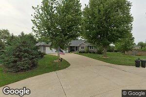 316 Brougham Ct, Robins, IA 52328