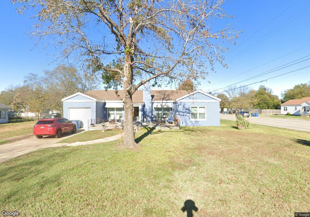 1021 E Seneca Ave, McAlester, OK 74501 - photo 1