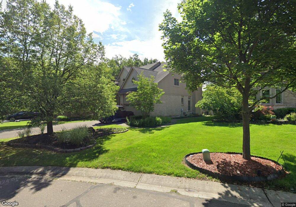 6211 Lynn Ct unit 23, West Bloomfield, MI 48323 - photo 1
