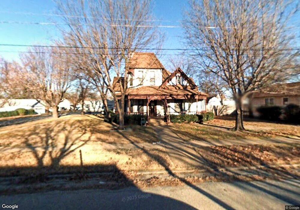 108 W Latimer St, Ennis, TX 75119 - photo 1