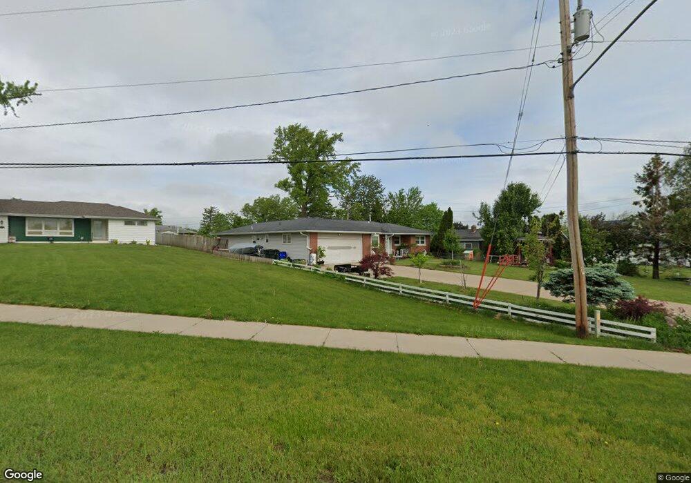 2238 Williams Blvd SW, Cedar Rapids, IA 52404 - photo 1