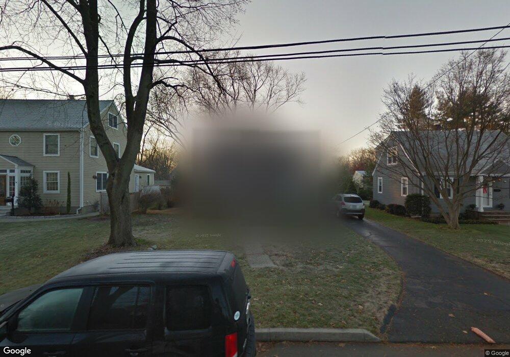 99 Quaker Ln, Fairfield, CT 06824 - photo 1