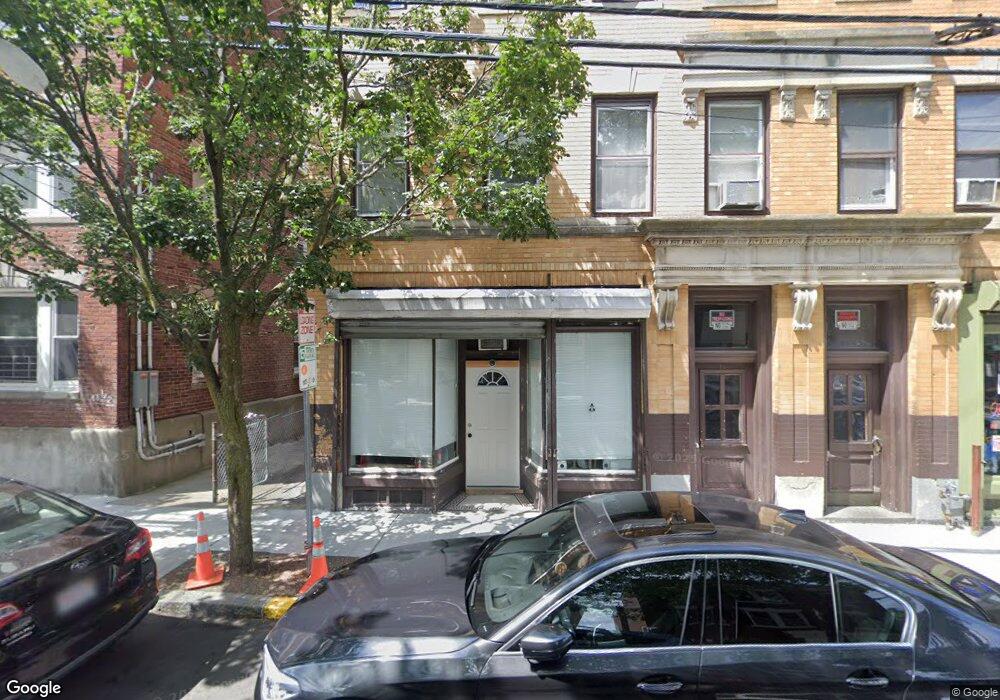 49 Harbor St unit 3, Salem, MA 01970 - photo 1