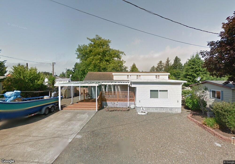 611 SE Reef Ave, Lincoln City, OR 97367 - photo 1