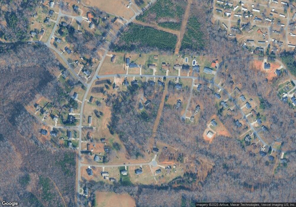 128 Oak Haven Dr, Statesville, NC 28625 - photo 1