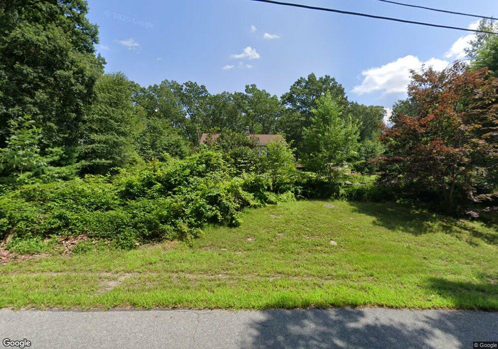 460 West St, Uxbridge, MA 01569 - photo 1