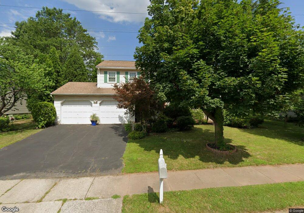 61 Stratford Cir unit 26, Edison, NJ 08820 - photo 1