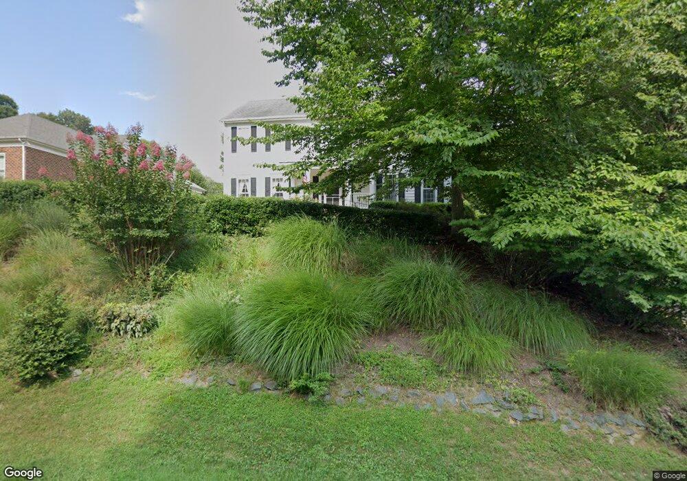 1317 Dunlora Dr, Charlottesville, VA 22901 - photo 1