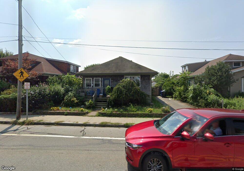 487 Willett Ave, Riverside, RI 02915 - photo 1