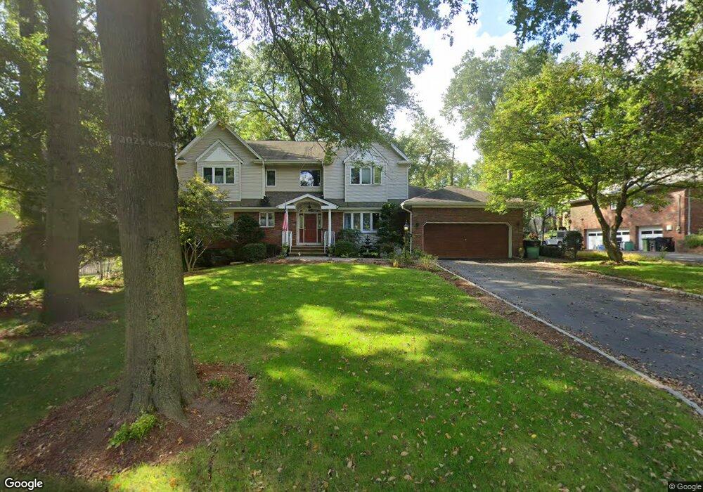 178 Midwood Rd, Paramus, NJ 07652 - photo 1