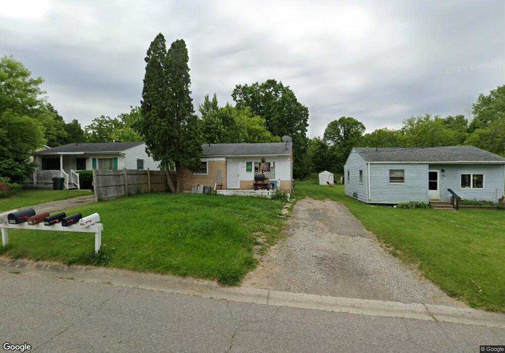 1083 Louis Ave, Flint, MI 48505 - photo 1