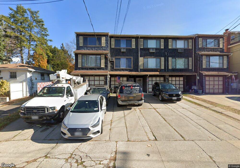 43 Bradley Ave, Staten Island, NY 10314 - photo 1