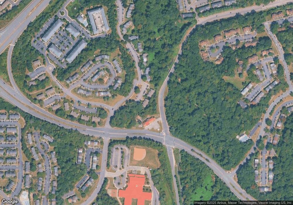 15293 Forest Grove Dr, Woodbridge, VA 22191 - photo 1