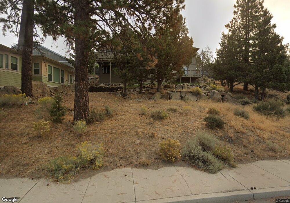 2937 NW Chardonnay Ln, Bend, OR 97703 - photo 1