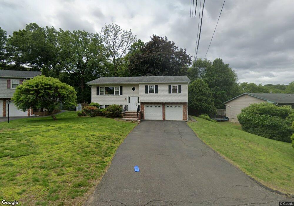 5 Hickory Ln, Garnerville, NY 10923 - photo 1