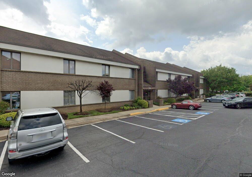 8294-C Old Courthouse Rd, Vienna, VA 22182 - photo 1