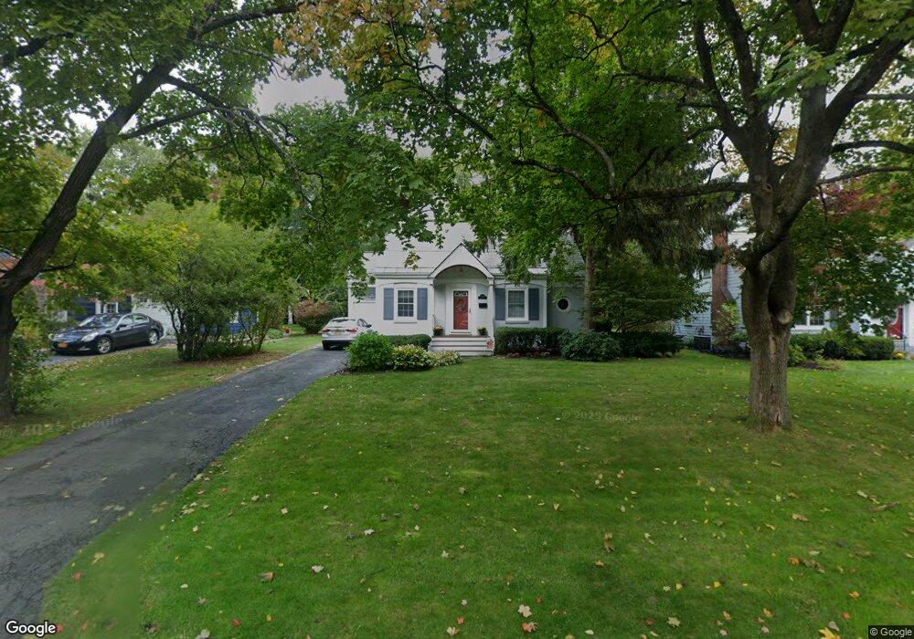 1570 Valencia Rd, Schenectady, NY 12309 - photo 1