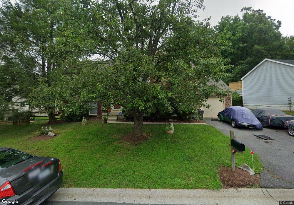 20717 Scottsbury Dr, Germantown, MD 20876 - photo 1