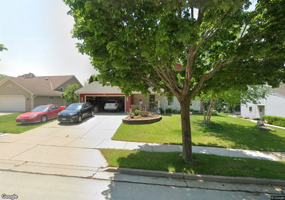 1922 Rustic Way, Waukesha, WI 53186 - photo 1