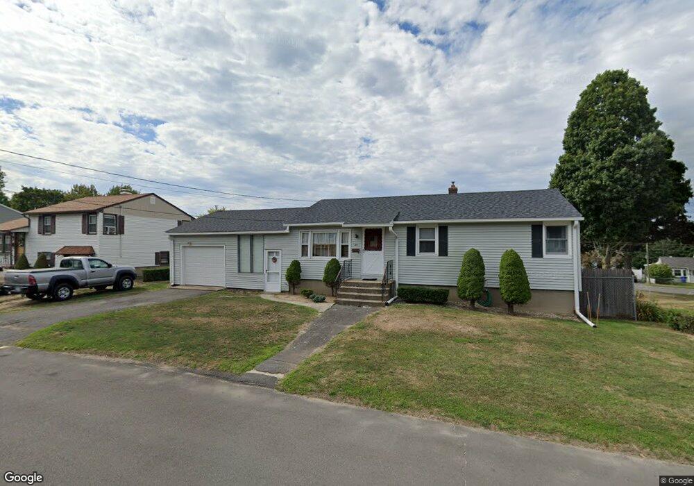 38 Cronin Dr, Waterbury, CT 06708 - photo 1