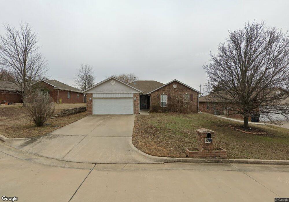 2261 Gray Dove Dr, Shawnee, OK 74804 - photo 1