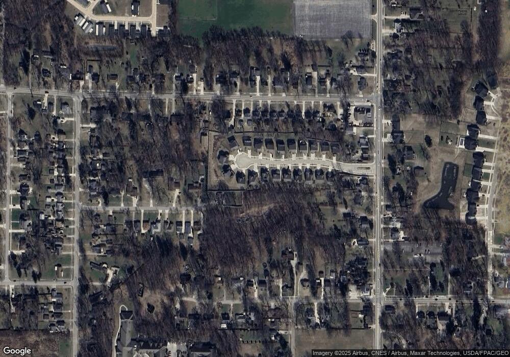 25705 Western Reserve Ln, Olmsted Falls, OH 44138 - photo 1