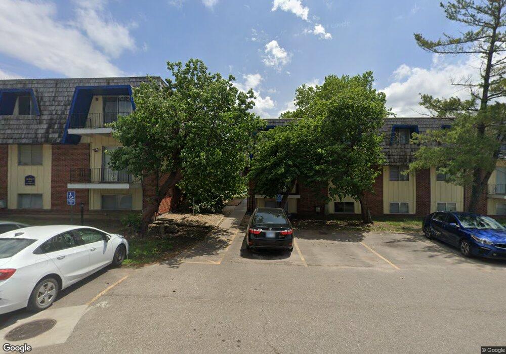 1601 SW 37th St, Topeka, KS 66611 - photo 1