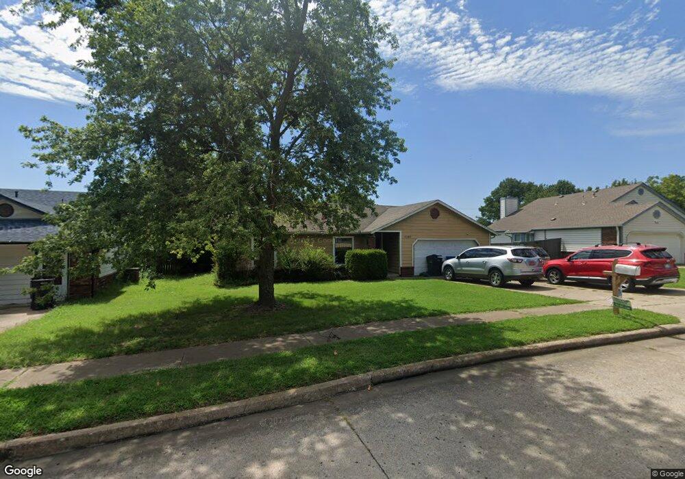 1133 W Durham St, Broken Arrow, OK 74011 - photo 1