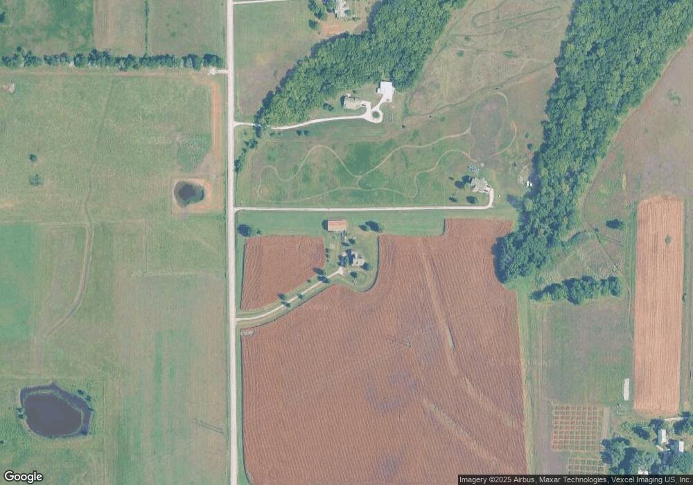 1822 E 950th Rd, Lawrence, KS 66049 - photo 1